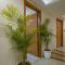 Best Cozy Stay in Central Noida , Mall, Free WiFi, Parking, Private Apartment - The Taj Studios