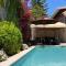 Studio with Private Swimming Pool and Garden