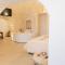 Iconica Luxury Suites