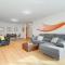 Sunny Beach Machico Apartment by HR Madeira