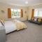 Hillside Lodge