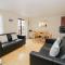 Whistle Stop Apartment