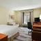 Hampton Inn & Suites Birmingham Airport Area