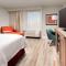 Hampton Inn & Suites San Antonio Lackland AFB SeaWorld
