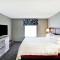 Hampton Inn & Suites Columbus-Easton Area