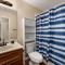 Bright & spacious 3 bedroom home Amazing location