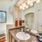 Bright Townhome - 1 Mile to Downtown Cloudcroft