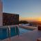 Santorini Hillside Suites & Villas