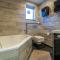 Suite 40 Jacuzzi & Sauna by Malmedreams