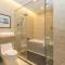 GreenTree Eastern Hotel Shenzhen Pinghu Hua'nan City Hehua Subway Station - Longgang