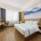 VX Hotel Dalian Zhoushuizi Airport
