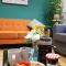 Stylish townhouse-Sleeps 9-Free parking