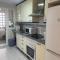 2 Bed Flat-Sleeps 4-Pets-Parking-Marina Duquesa