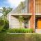 LAKE VILLA by CARLSEN