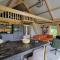 City Farmers Lodge, a Guesthouse with a skyline view in Rural Amsterdam