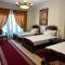 Dinasty Hotel