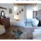 Vecchio Casale Quercetino Luxury Romantic Apartment with Freestanding Tub & Total Privacy