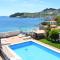 Apartamentos Sinás Playa