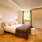 Resort Limax Acis