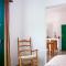 Hektor - farm, arts & suites