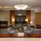Hilton Chicago Magnificent Mile Suites