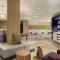 Home2 Suites By Hilton Chicago River North