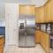The Splash Pad Sleeps 13 w Pool Patio and Garage - مدينة باناما