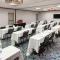 Hilton Garden Inn Naperville/Warrenville - Warrenville