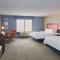 Hampton Inn & Suites Providence / Smithfield