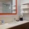 Hampton Inn & Suites Providence / Smithfield