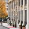 The Candler Hotel Atlanta, Curio Collection by Hilton