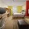 Home2 Suites by Hilton Louisville East Hurstbourne - Луїсвілл