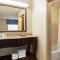 Hampton Inn & Suites Atlanta Airport West Camp Creek Pkwy