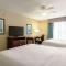 Homewood Suites by Hilton Macon-North - ماكون