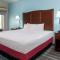 Hampton Inn & Suites Winston-Salem/University Area - Winston-Salem