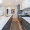 Spacious 3 BDR Home, Hosted By StayRafa 1121
