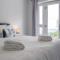Field View- Amazing 5 bed, Great for contractors and families