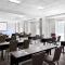 Hilton Garden Inn Denver South Park Meadows Area