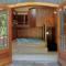 Hobbit House - Charming In Town