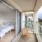 Pearl, Designer Beachfront Retreat, Semaphore Park