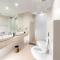Aston Cirebon Hotel and Convention Center - 井里汶