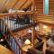 Eagles Nest - Natural Log Cabin with Guest House - Idyllwild