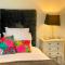 Incredible Views! Luxurious Studio & Outdoor Living