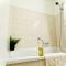 New, central studio with garden terrace and much privacy - Цюрих