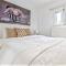 Hidden Gem: 2BR Artistic Retreat in Glyfada Center - Atény