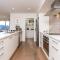 Bach near the Beach - Mangawhai Heads Holiday Home