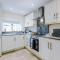 Unique 1-bed cottage in Beeston by 53 Degrees Property, ideal for Couples & Friends, Great Location - Sleeps 2 - Beeston