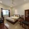 Golden Bird Pushkar - 布什格尔