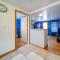 Pet-Friendly Lake Erie Cottage - Walk to the Water
