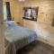 Creekside 3 bedroom 2 bath cabin on private creek - Banner Elk